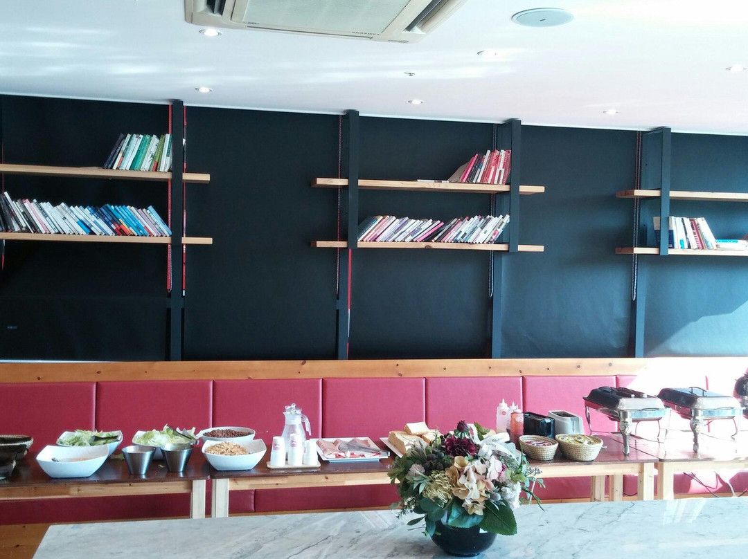 Gukje Business Hotel