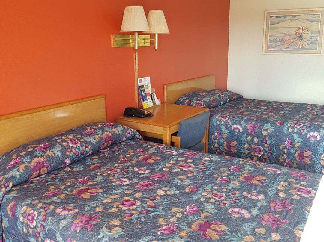 Regency Inn & Suites By Oyo Bay City Tx