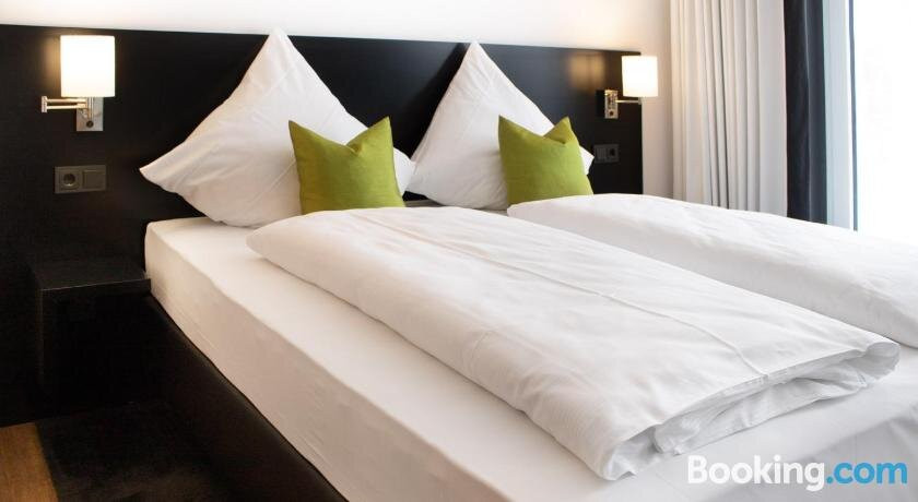 DUD Hotel