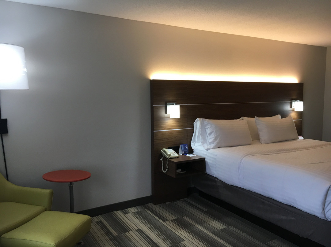 Holiday Inn Express & Suites Thomasville by IHG主图