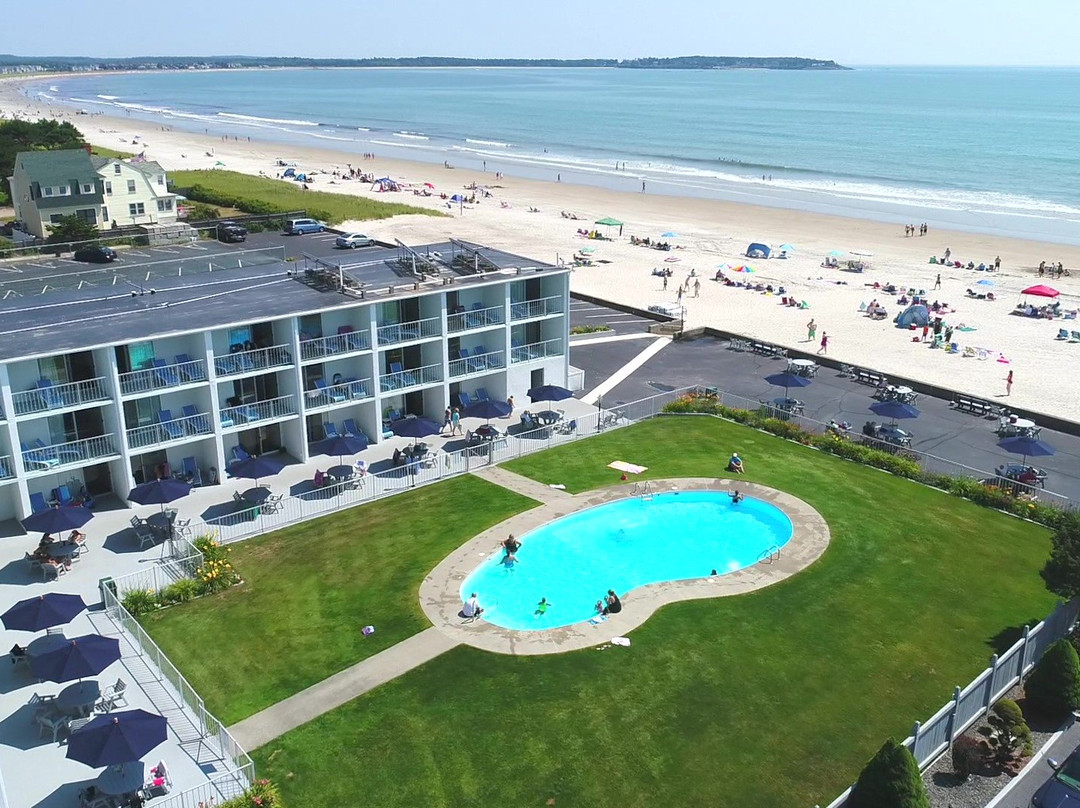 Royal Anchor Beach Resort主图