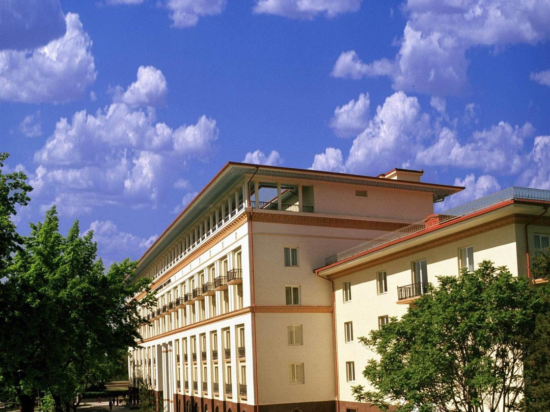 塔什干宫殿乐天城市酒店主图