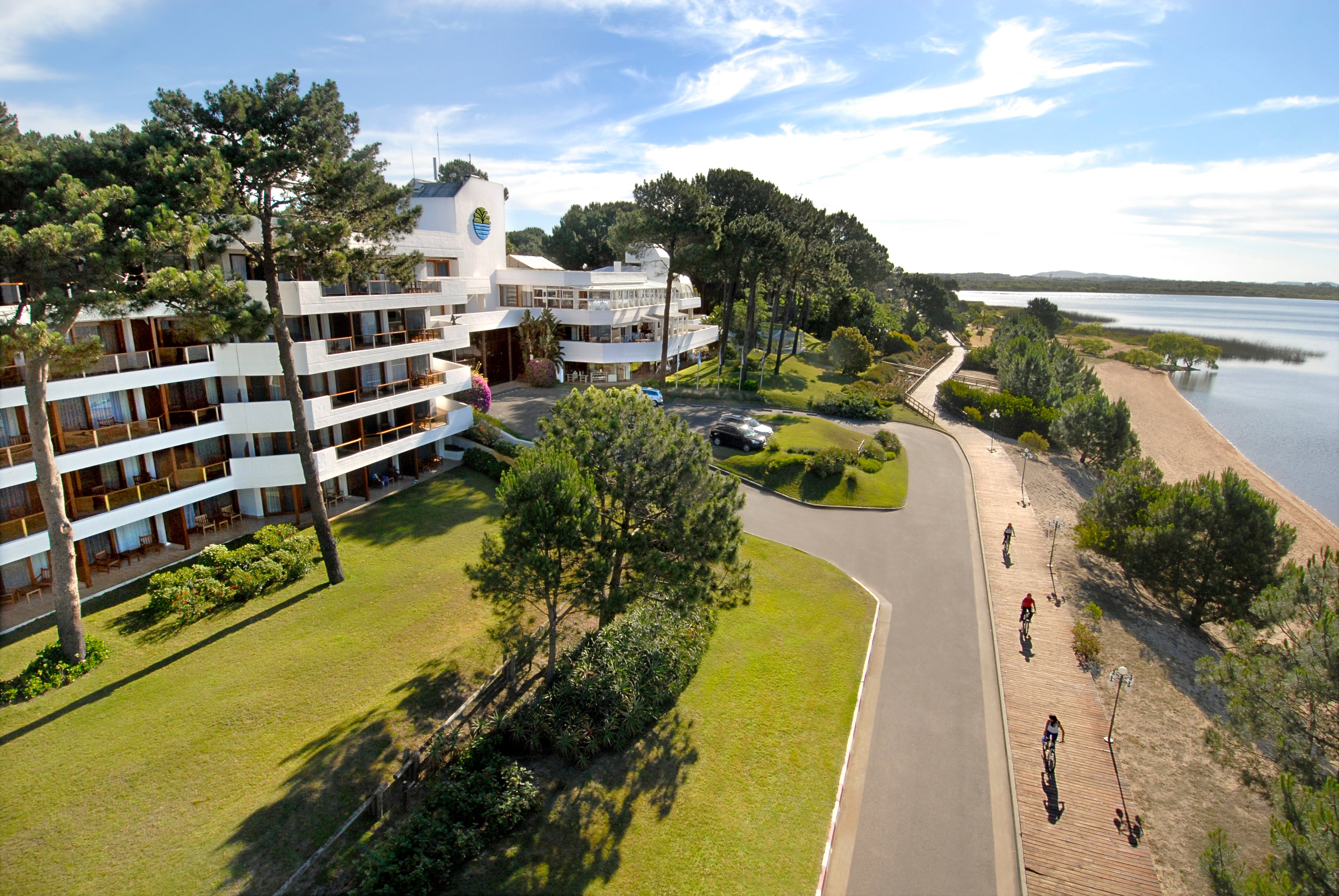 Hotel Del Lago Golf & Art Resort-官方