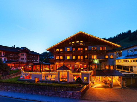 Hotel Kristall主图