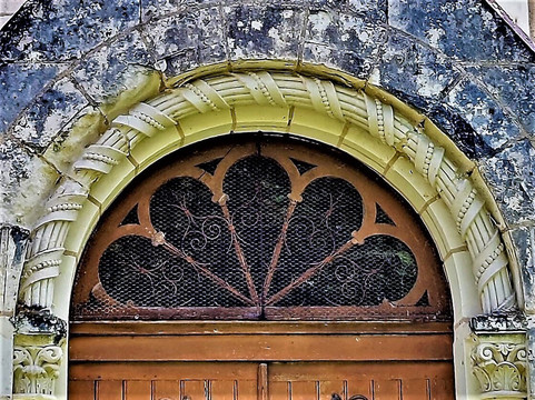 Chapelle Notre-dame-du-chêne-Beaumont-Village必去景点