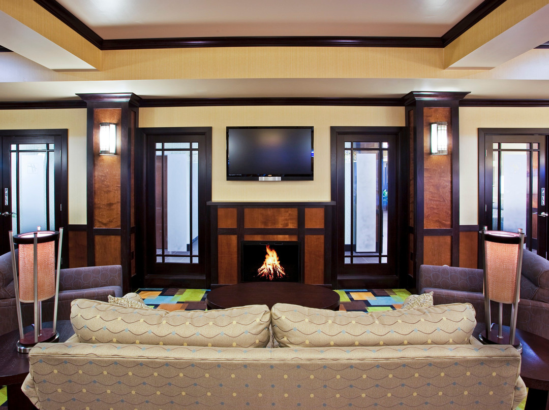 Holiday Inn Express & Suites Van Wert by IHG主图