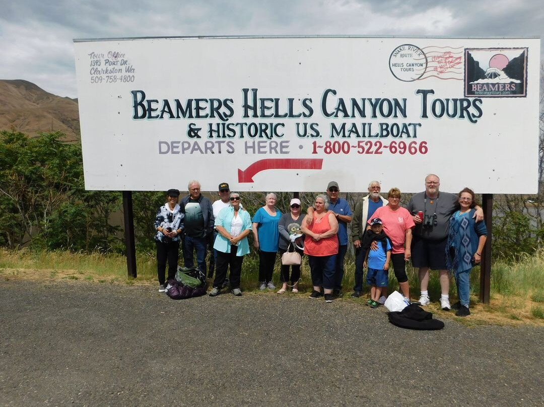 Beamers Hells Canyon Tours景点图片