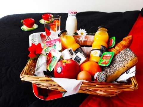 Les Coquelicots-官方