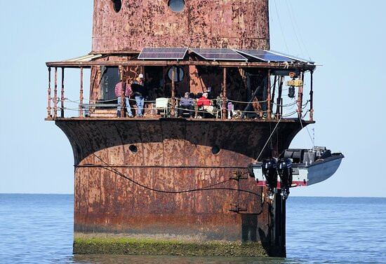 Thimble Shoal Lighthouse景点图片