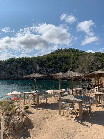 Cala d'en Serra Beach景点图片