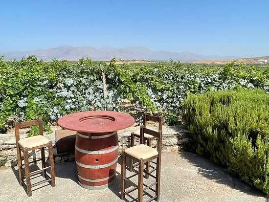 Lyrarakis Winery景点图片