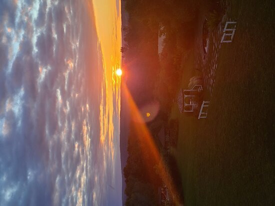 塔楼温泉度假村主图