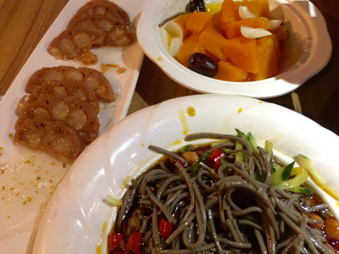 独钓寒江砂锅鱼(五角场万达店)主图