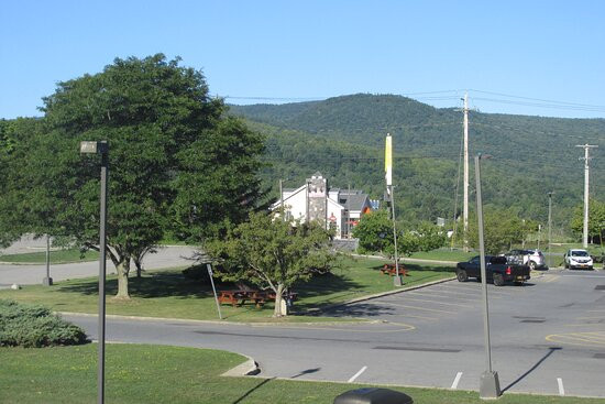 Super 8 by Wyndham Ticonderoga主图