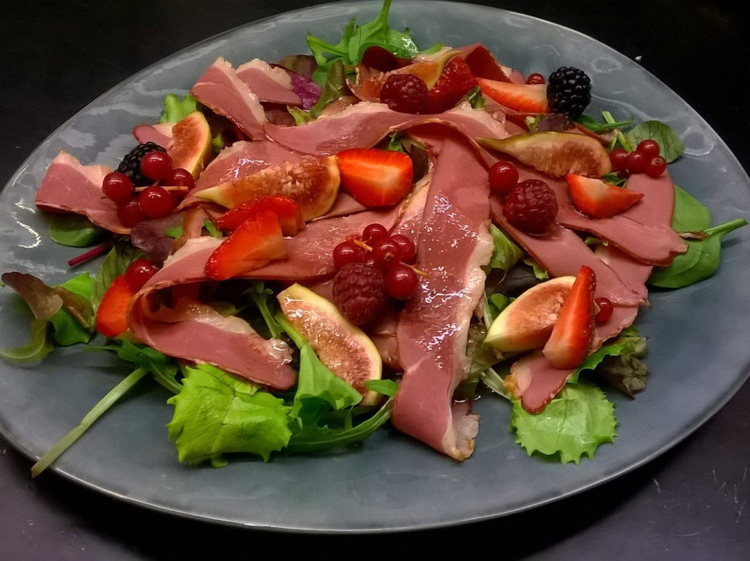 葡萄干酒店主图