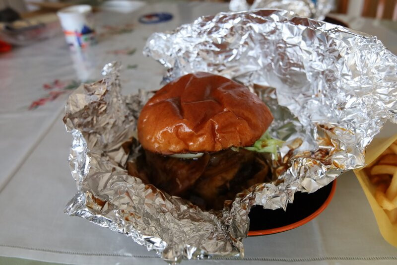 淡路島バーガー 西宮本店