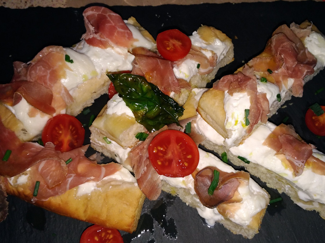 Dolce Vita Brasserie/Glacier