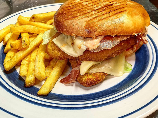 Mirto餐馆和美食-La Dispensa Pub