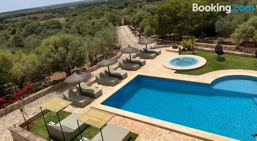 Finca rural s'art 9