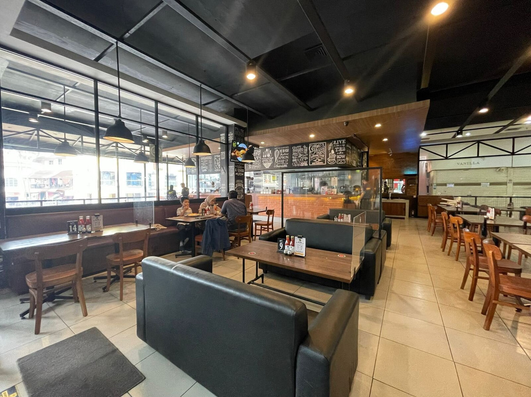 Justus Steak House Metro Indah Mall