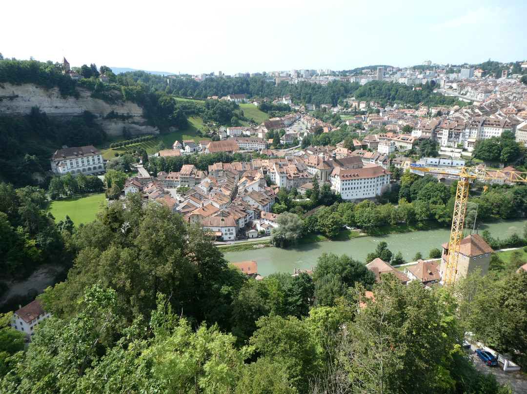 Tour Rouge