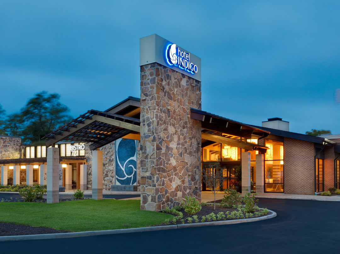 东区靛蓝酒店主图