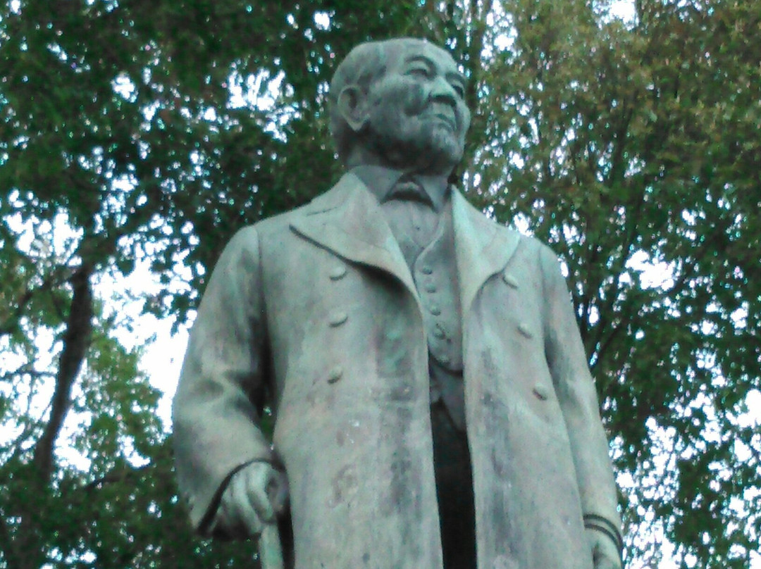 Shibusawa Eiichi Monument-Otemachi必去景点