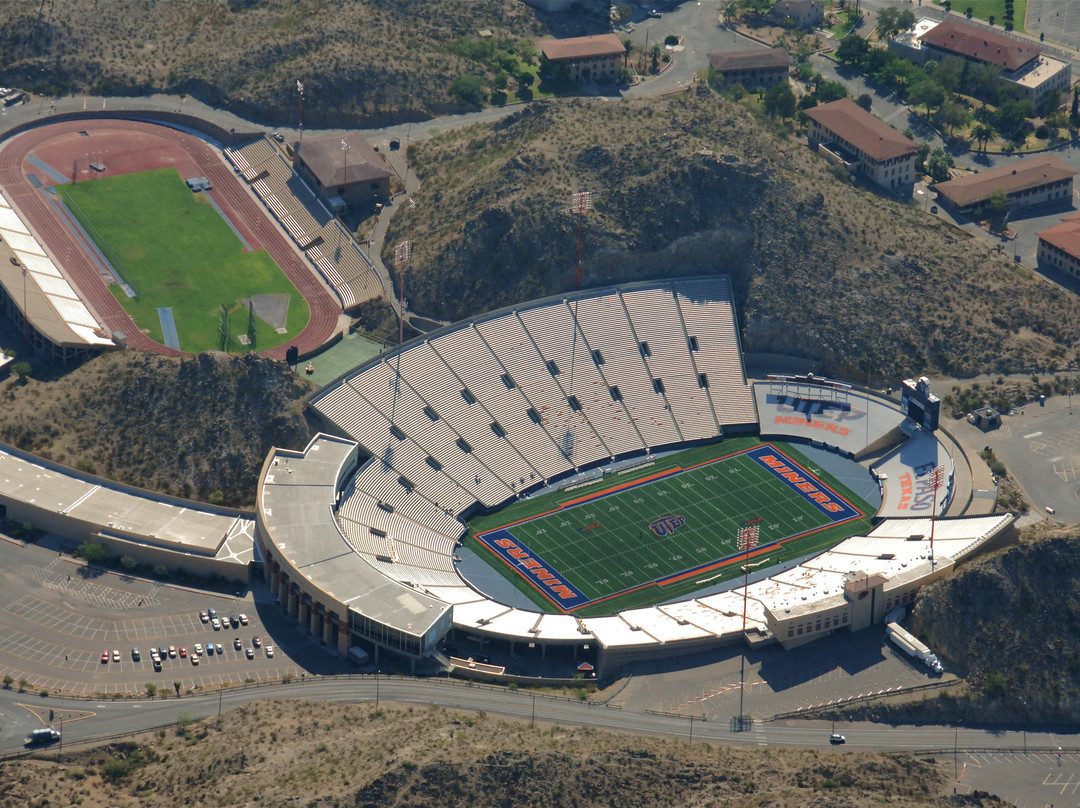 Holiday Inn El Paso Airport By IHG主图