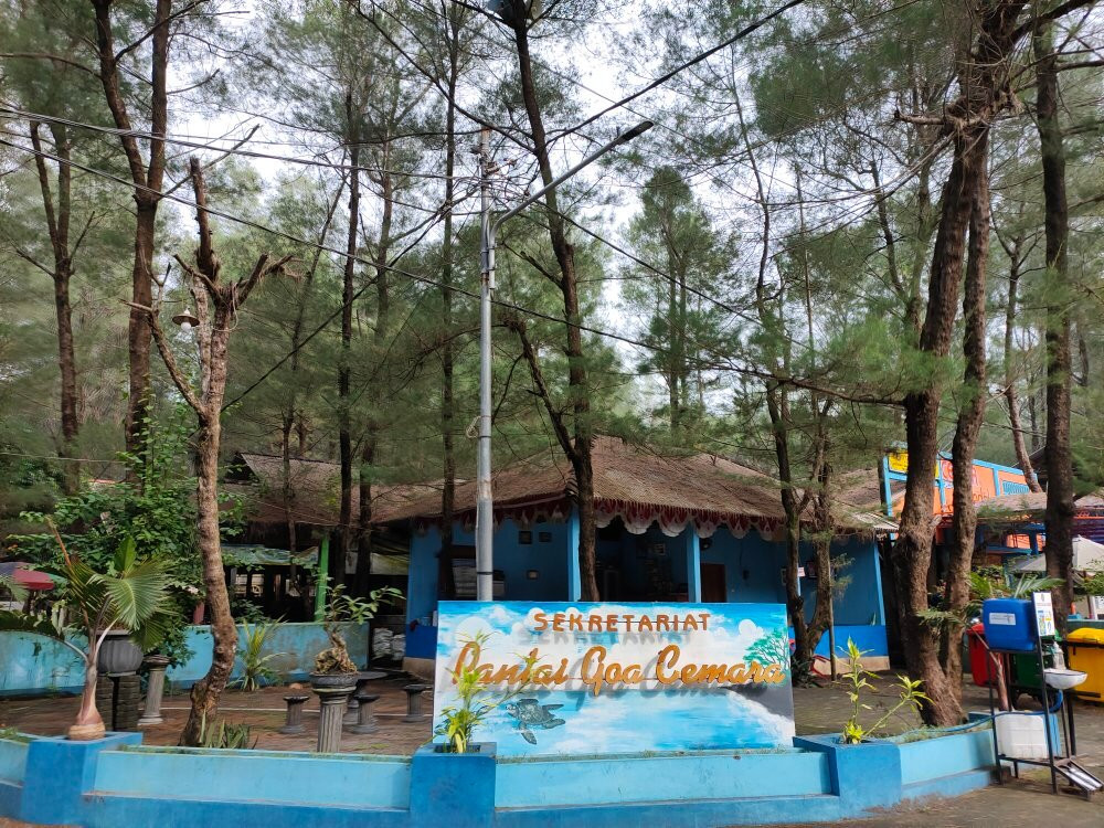Goa Cemara Beach景点图片