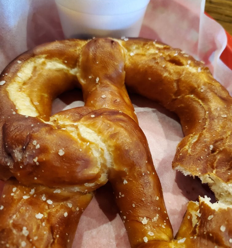 Logan's Bar & Grill-弗里波特必去景点