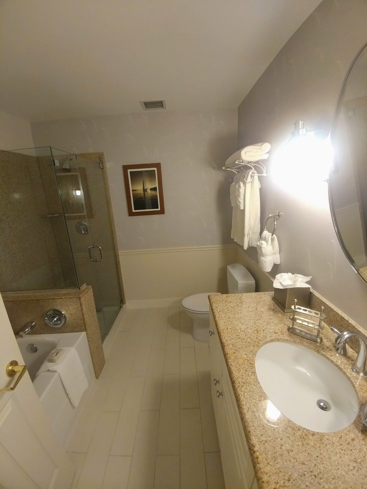 Portland Harbor Hotel-浴室