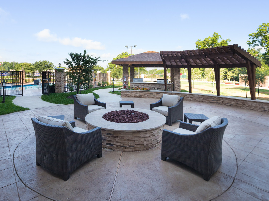 Staybridge Suites Lake Jackson by IHG主图