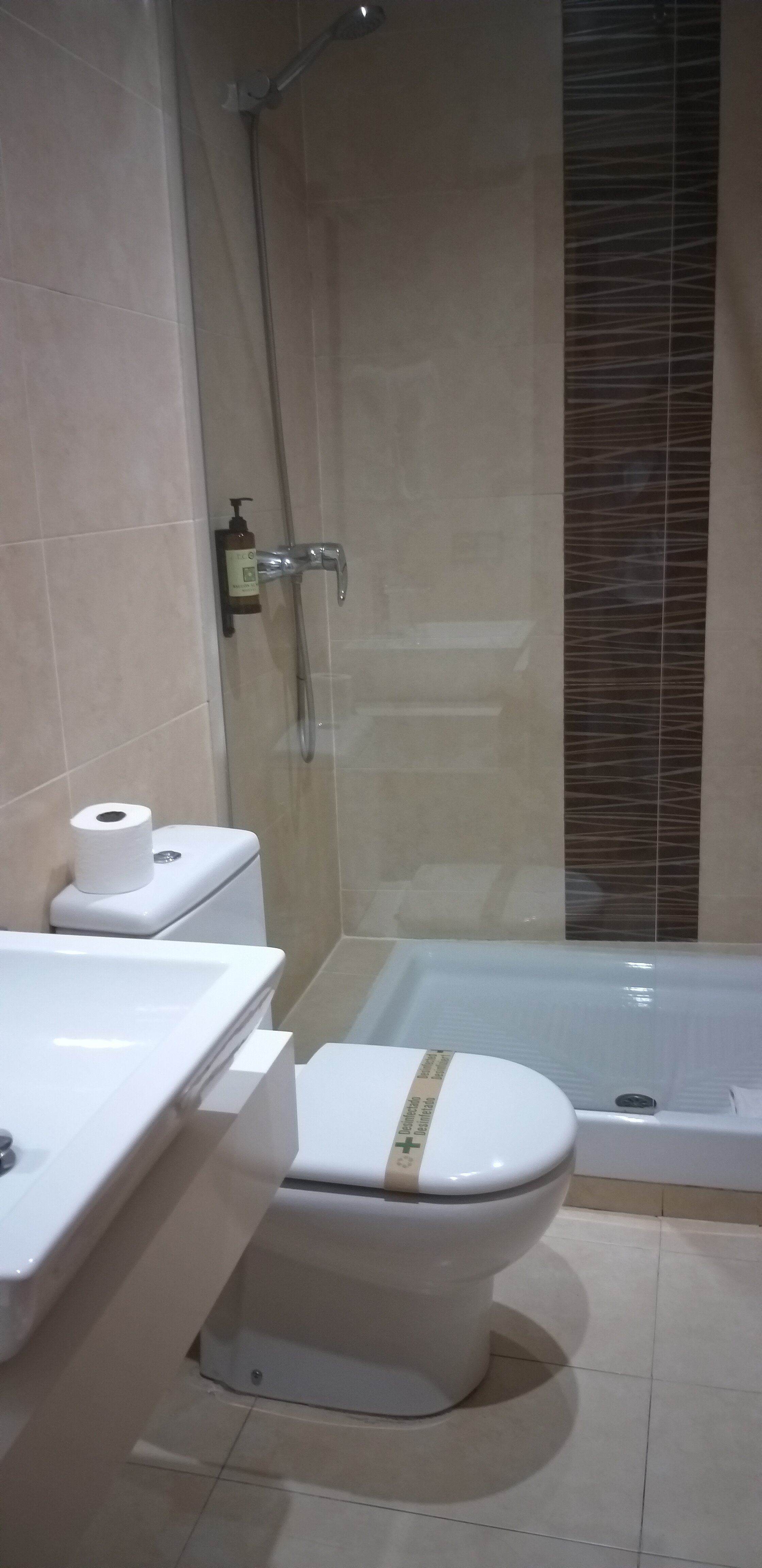 Hostal Balcon al Mar-浴室
