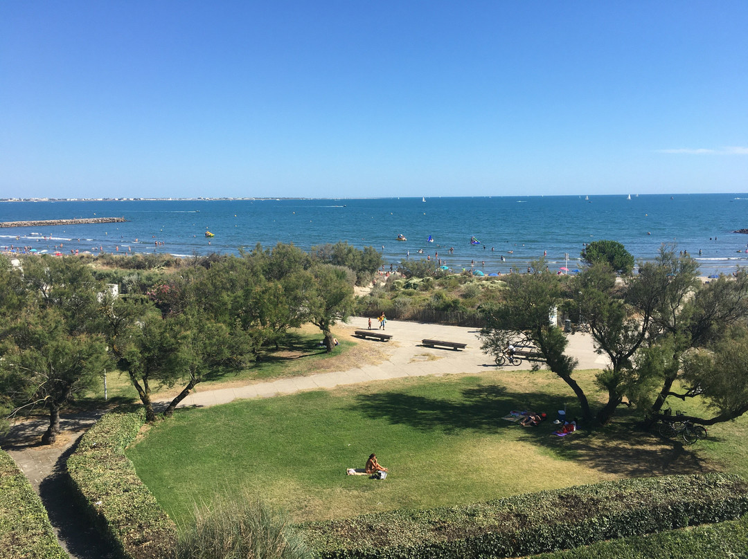 莱斯珊瑚海水浴温泉酒店主图