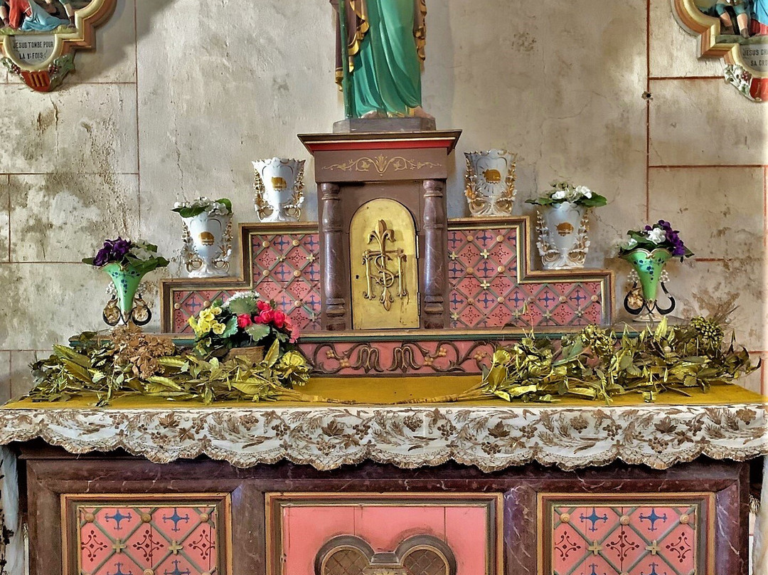 Église paroissiale de l’Exaltation de-la-Sainte-Croix景点图片