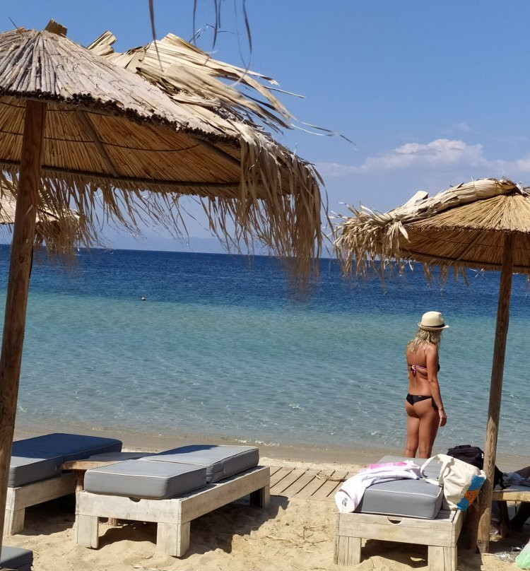 Pachis Beach Bar-Skala Rachoniou必去景点