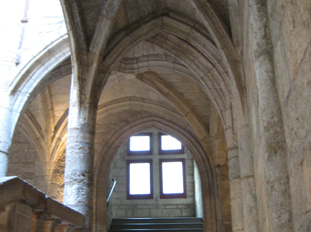 Hotel des Barons de Lacoste-佩兹纳斯必去景点