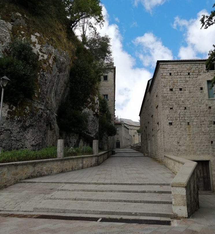 Santuario della Madonna del Monte Sacro di Novi Velia景点图片