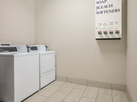 洲际智选假日套房酒店达拉斯-大草原城I-20主图