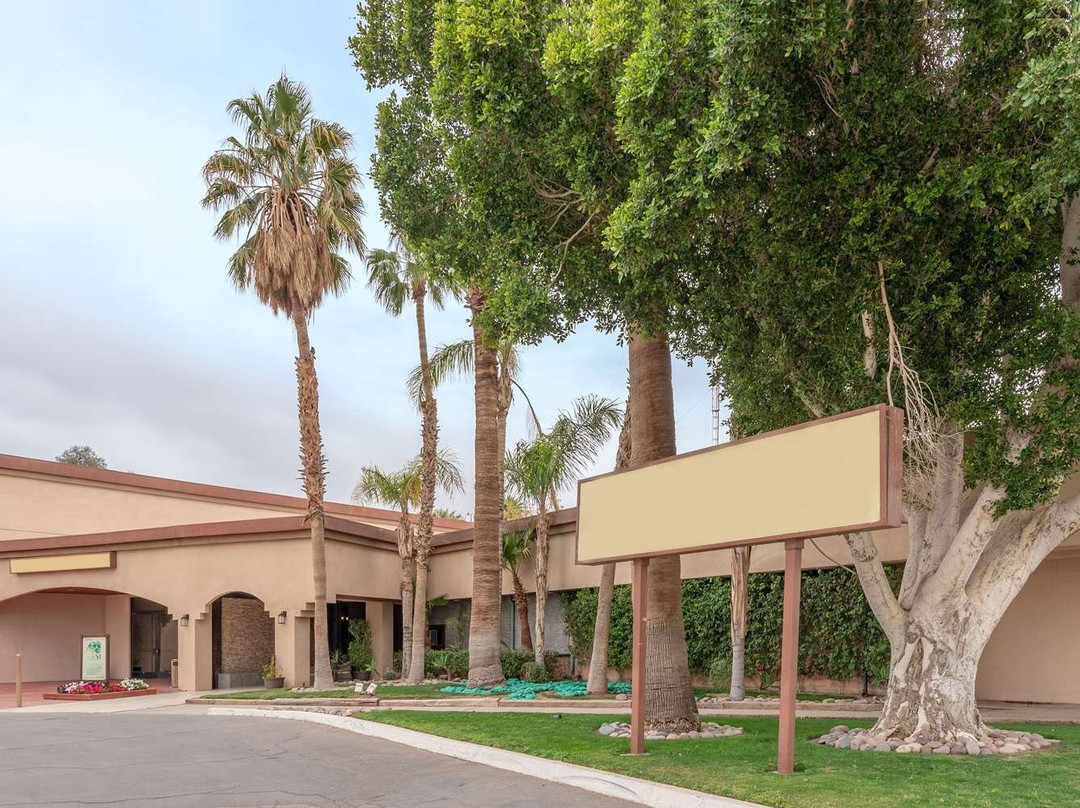 Ramada by Wyndham Holtville Golf Resort/El Centro主图