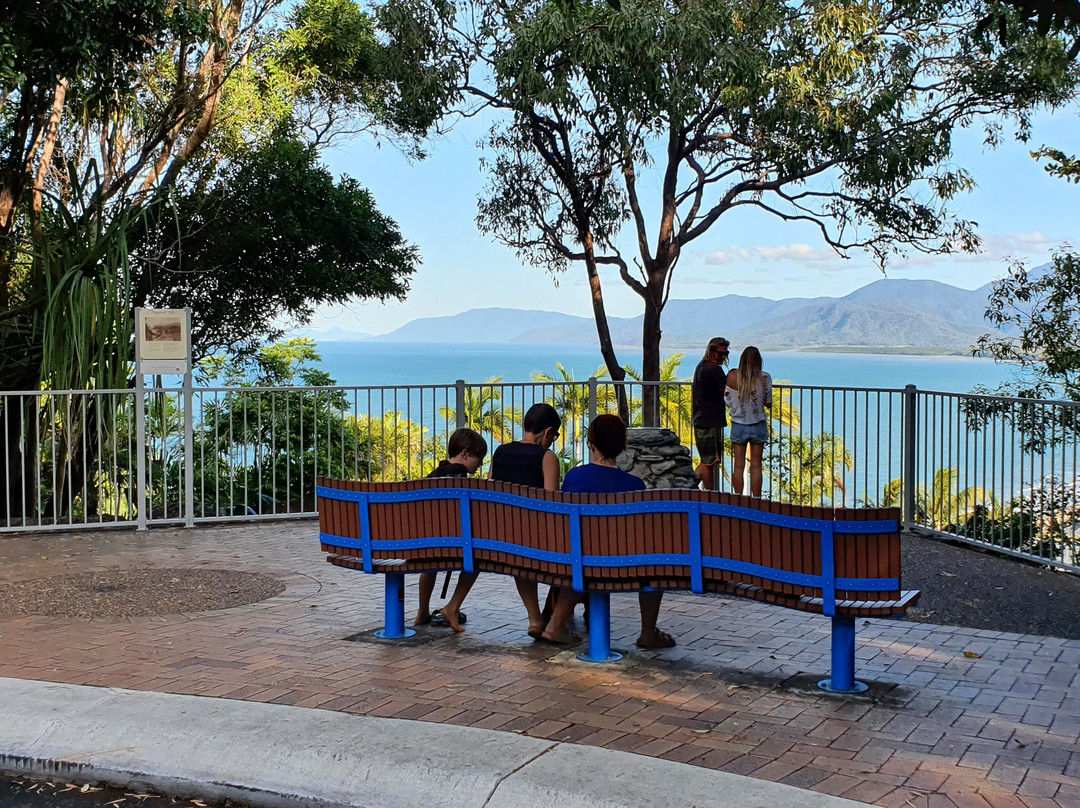 Trinity Bay Lookout-道格拉斯港必去景点