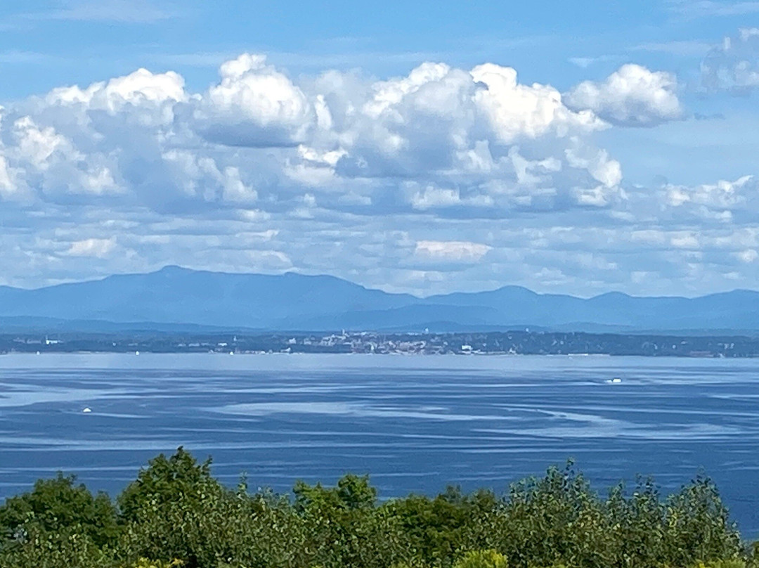 Highlands Vineyard-Keeseville必去景点