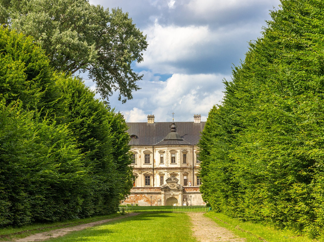 Pidhirtsi Castle-Pidhirtsi必去景点