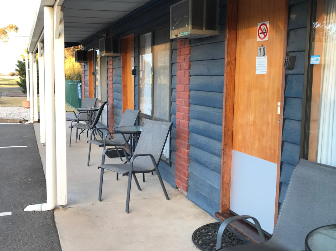 Country Roads Motor Inn主图