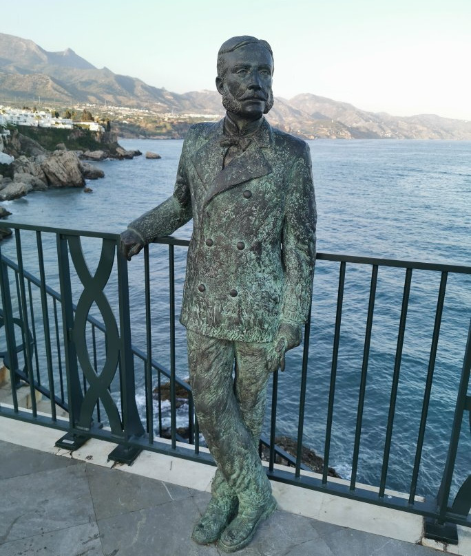 Estatua del rey Alfonso XII景点图片