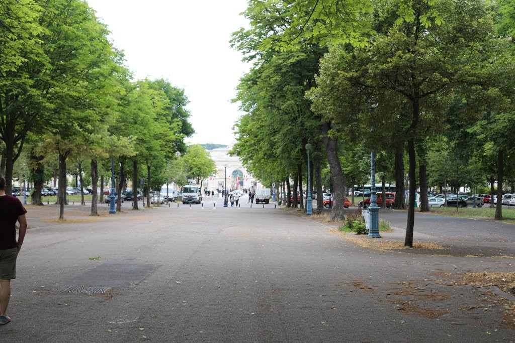 Porte Désilles景点图片