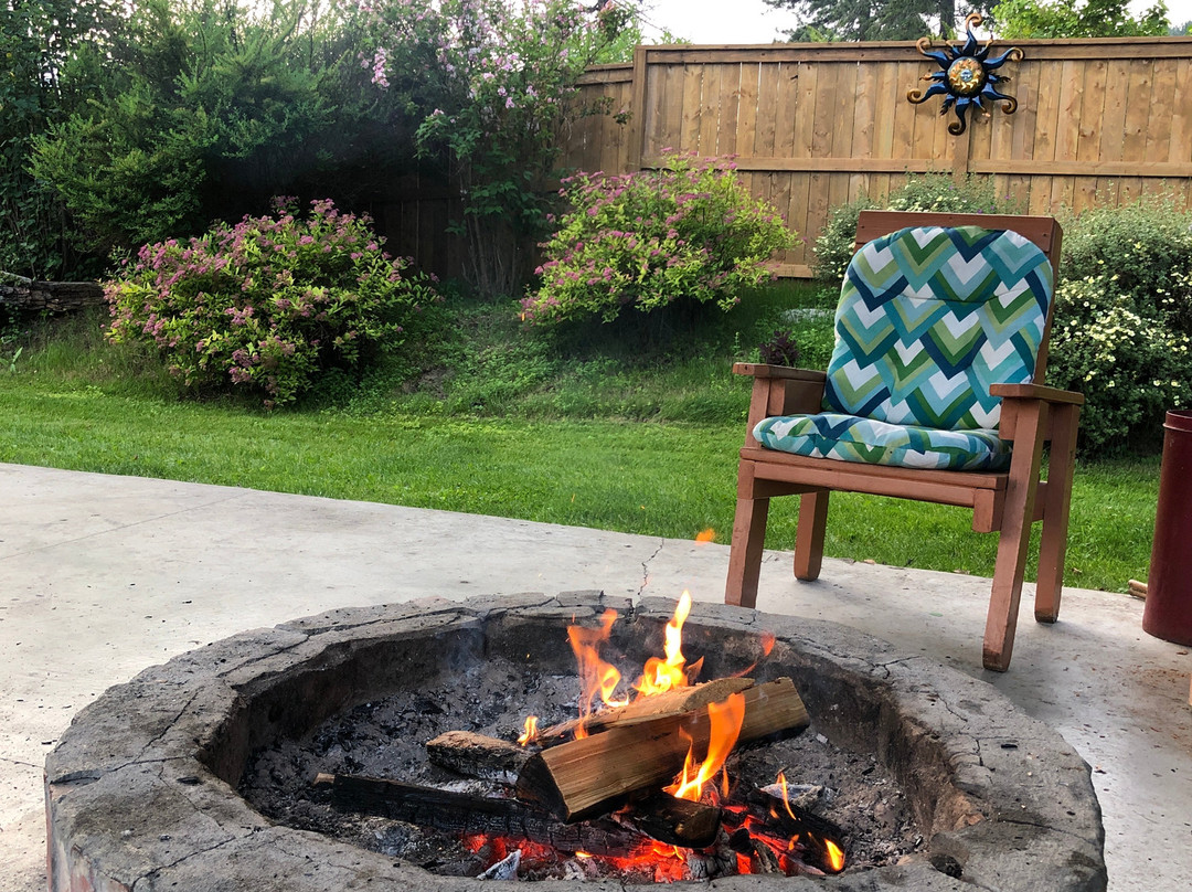 Lakeview Motel (B.C Canada)主图