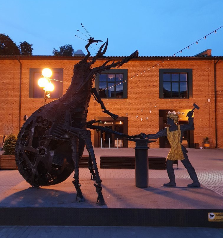Sculpture Levsha Podkovyvayet Blokhu-图拉必去景点