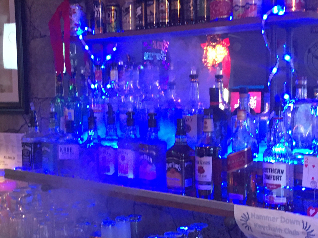 Marathon餐馆和美食-Hammer Down Bar