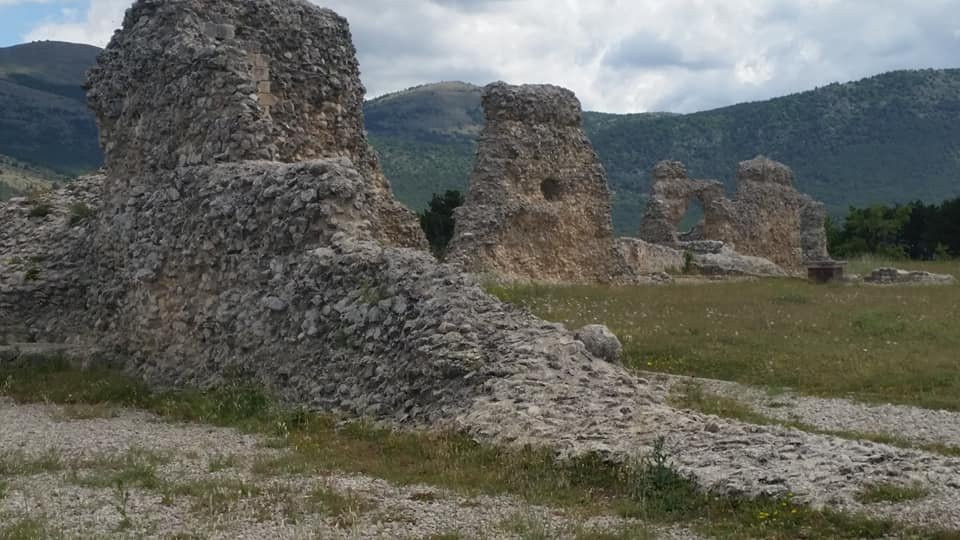 Peltuinum景点图片